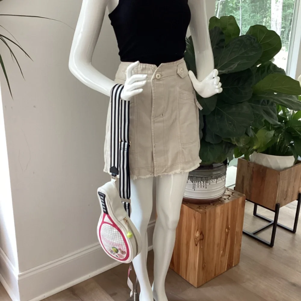 NWT BETSEY JOHNSON TENNIS RACKET CROSSBODY PURSE BAG WHITE